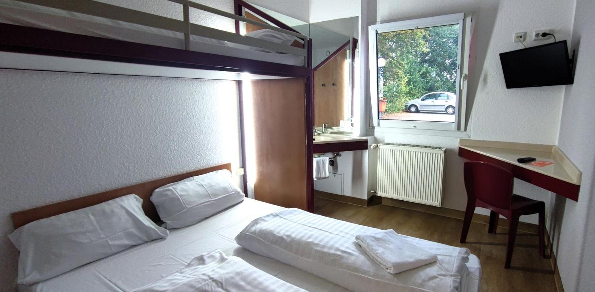 Motel 24H ฮันโนเวอร์ ภายนอก รูปภาพ