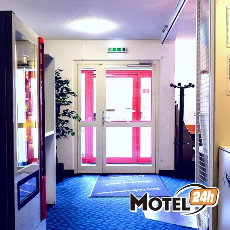 Motel 24H ฮันโนเวอร์ ภายนอก รูปภาพ